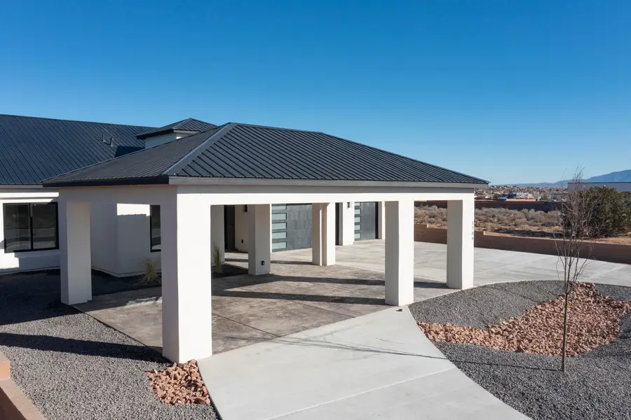 1709 22nd Avenue Se, Rio Rancho, NM 87124 - Image #2