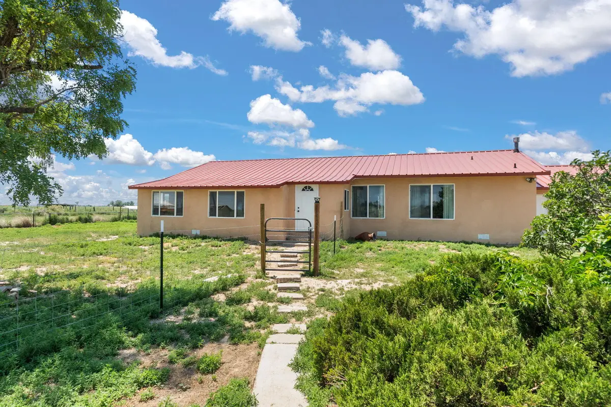113 E. Willow Lake Road, McIntosh, NM 87032 - Image #1