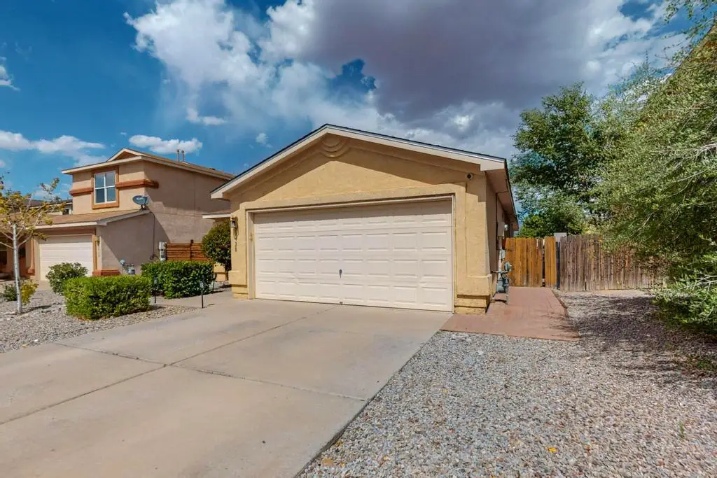 10928 Serpentine Court Nw, Albuquerque, NM 87114 - Image #1
