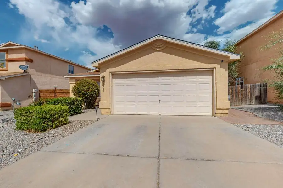 10928 Serpentine Court Nw, Albuquerque, NM 87114 - Image #2