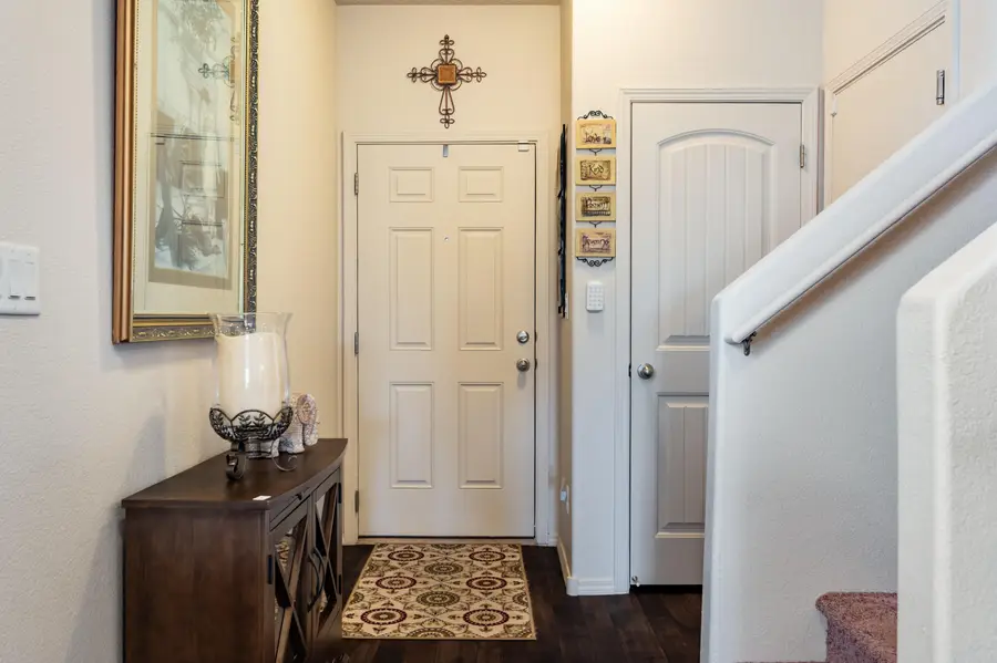 28 Vista Del Cerro Drive, Los Lunas, NM 87031 - Image #3