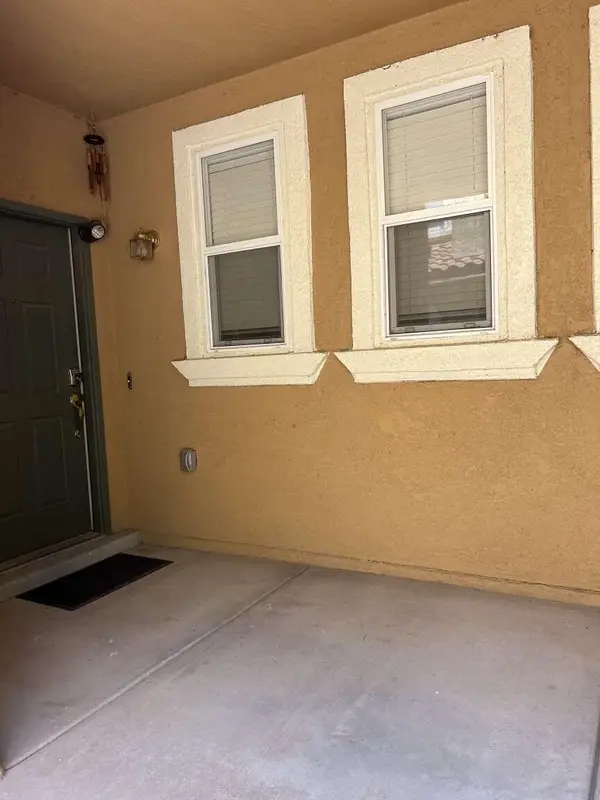 601 Menaul Boulevard Ne #2304, Albuquerque, NM 87107
