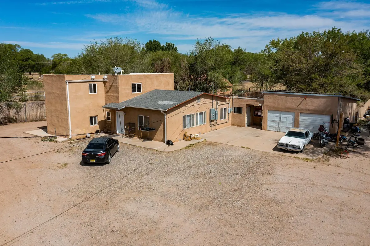 2327 Pajarito Road Sw, Albuquerque, NM 87105 - Image #1