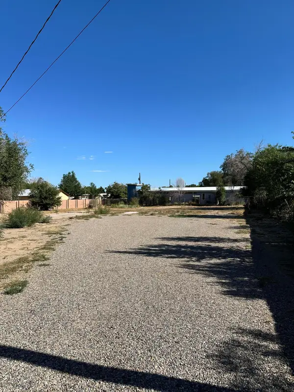525 Niagara Road Ne, Albuquerque, NM 87113