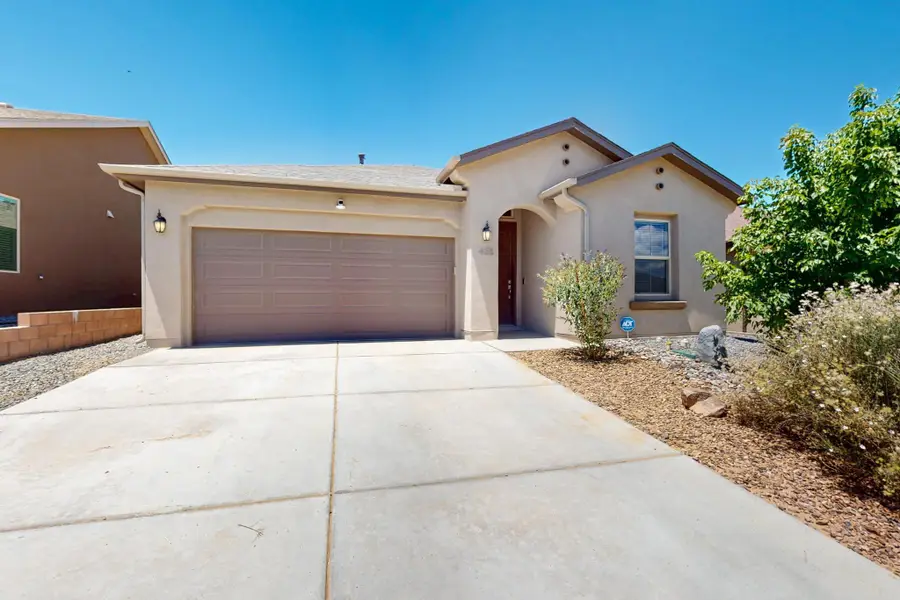435 Adeline Avenue Sw, Los Lunas, NM 87031 - Image #2