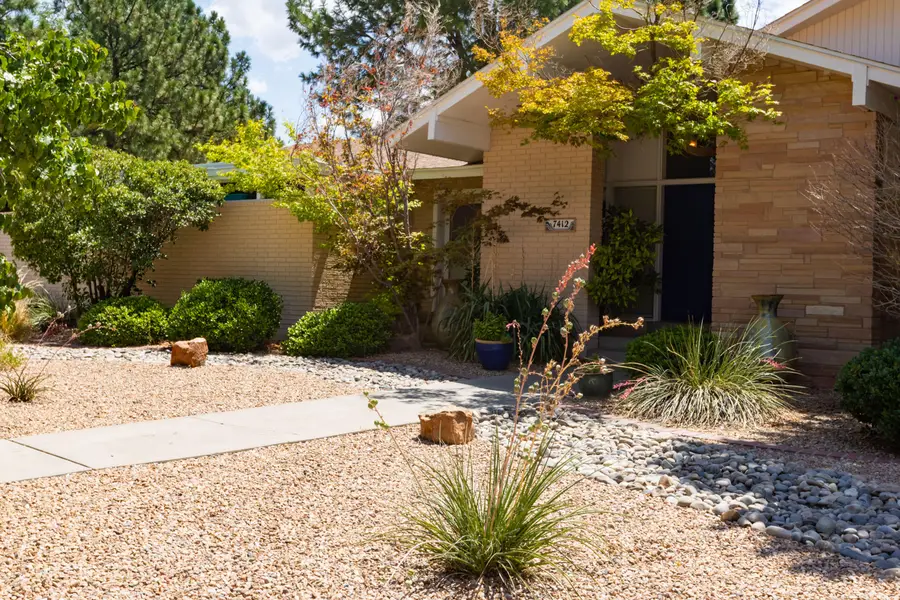 7412 Arroyo Del Oso Avenue Ne, Albuquerque, NM 87109 - Image #2