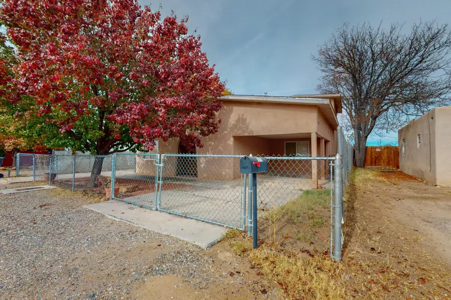 3129 Cypress Drive Sw, Albuquerque, NM 87105 - Image #2
