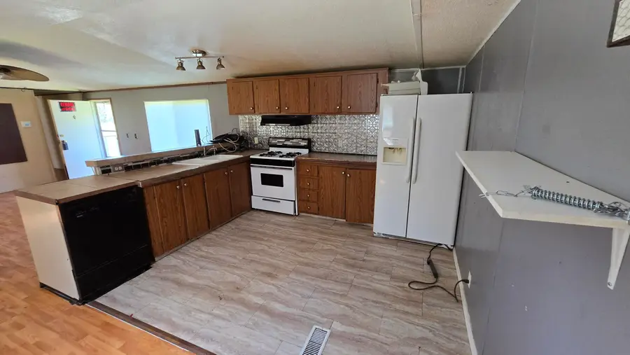 68 Anaya Road, Tijeras, NM 87059 - Image #2