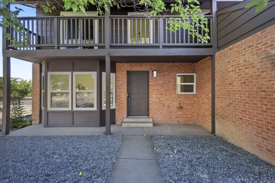 5901 Chimayo Drive Nw, Albuquerque, NM 87120 - Image #2