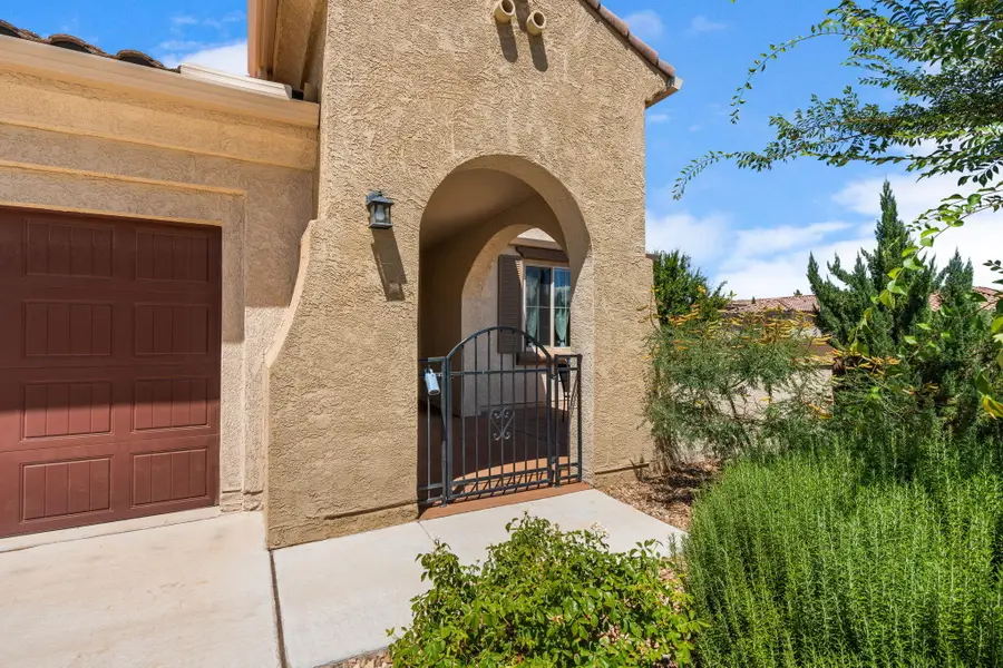 9340 Bear Lake Way Nw, Albuquerque, NM 87120 - Image #2