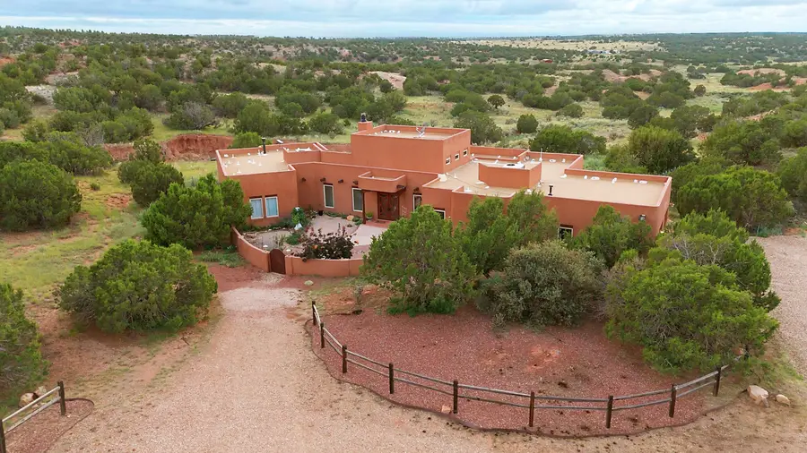 68 Victorio Trail, Mountainair, NM 87036 - Image #2