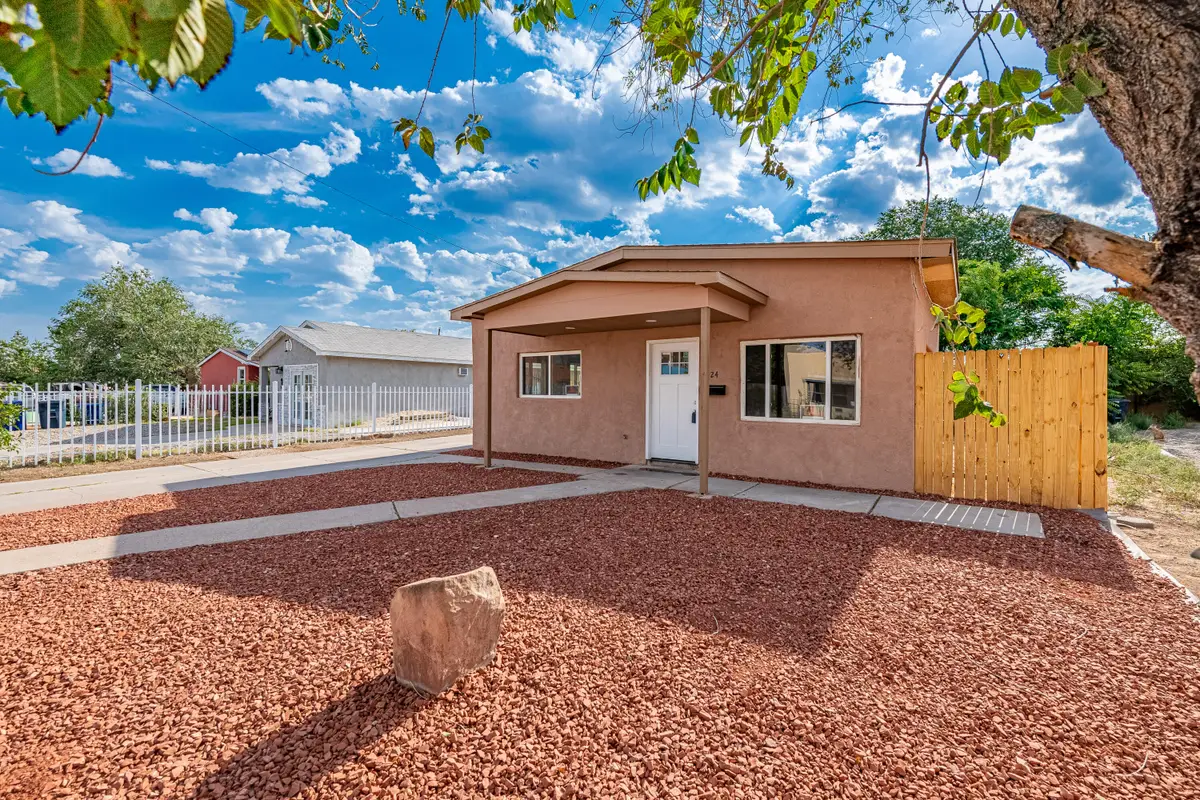 424 Tennessee Street Se, Albuquerque, NM 87108 - Image #1
