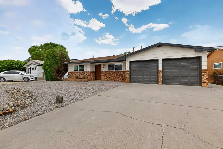 1613 Glorieta Street Ne, Albuquerque, NM 87112 - Image #2