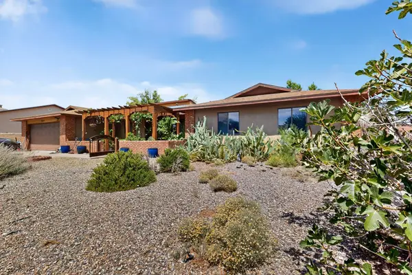 2009 Twisted Juniper Road Se, Rio Rancho, NM 87124