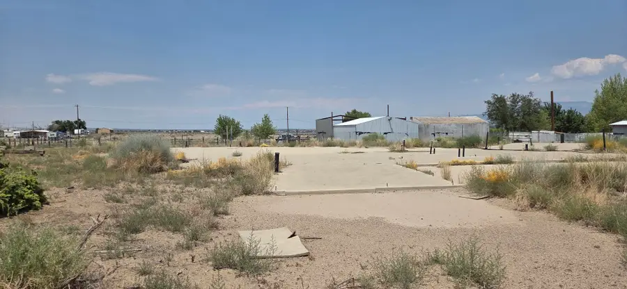 5609 Douglas Lane Sw, Albuquerque, NM 87121 - Image #2