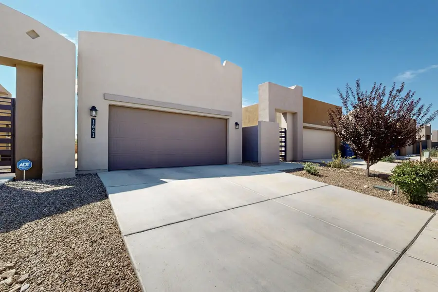1641 Tierra Verde Loop Nw, Los Lunas, NM 87031 - Image #2