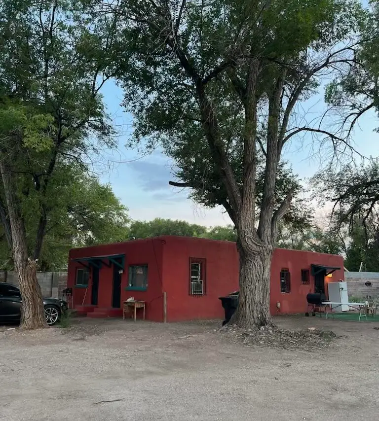 425 Sunset Road Sw, Albuquerque, NM 87105 - Image #2