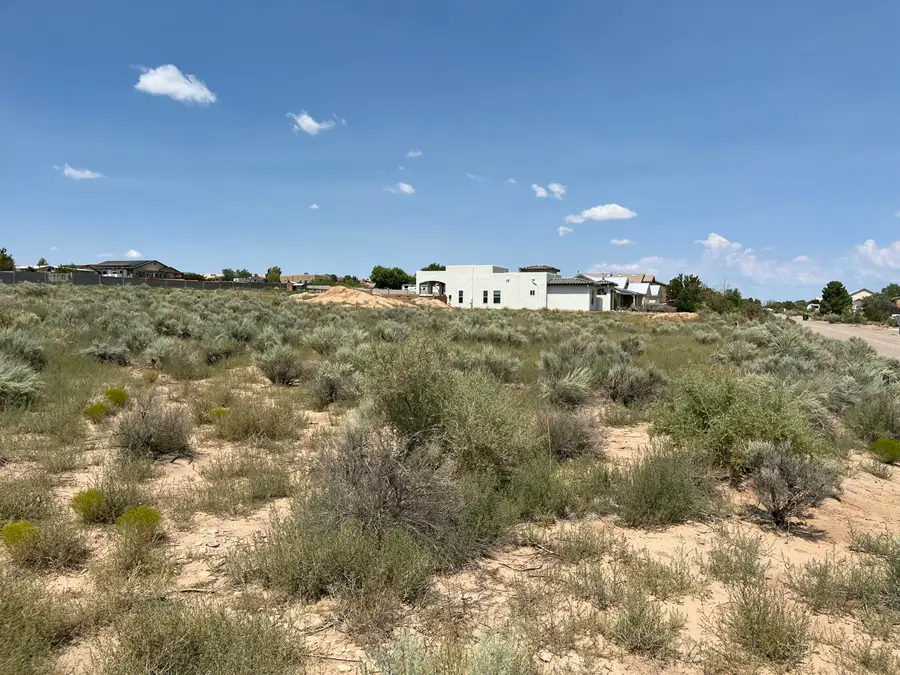 417 9th Street Ne, Rio Rancho, NM 87124 - #2