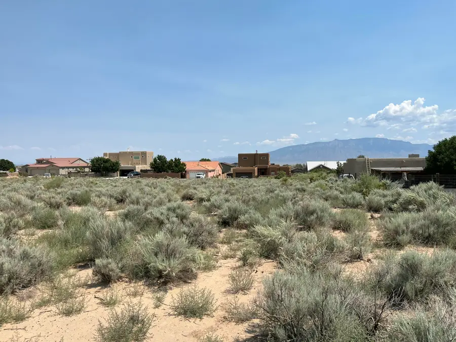 421 9th Street Ne, Rio Rancho, NM 87124 - #3