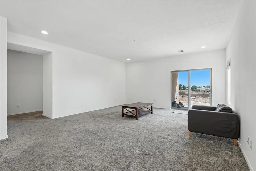 128 Prism Avenue Sw, Rio Rancho, NM 87124 - #3