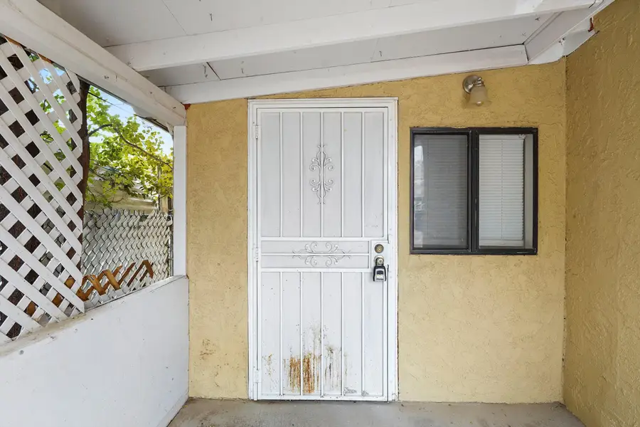 1011A Edith Boulevard Ne, Albuquerque, NM 87102 - Image #3