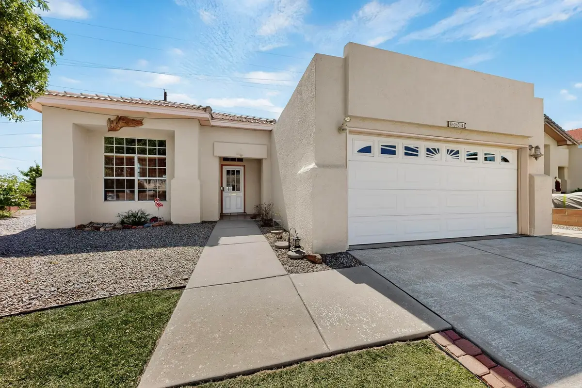 8004 Corte Del Viento Nw, Albuquerque, NM 87120 - Image #1