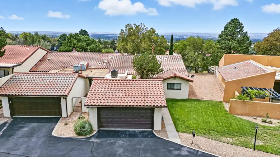 4413 Roxbury Avenue Ne, Albuquerque, NM 87111 - Image #3