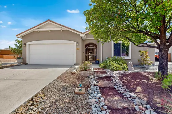 1000 Golden Yarrow Trail, Bernalillo, NM 87004