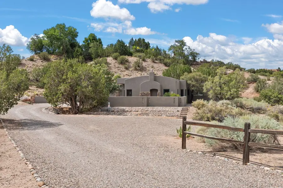 115 Vista Montana Loop, Placitas, NM 87043 - Image #2