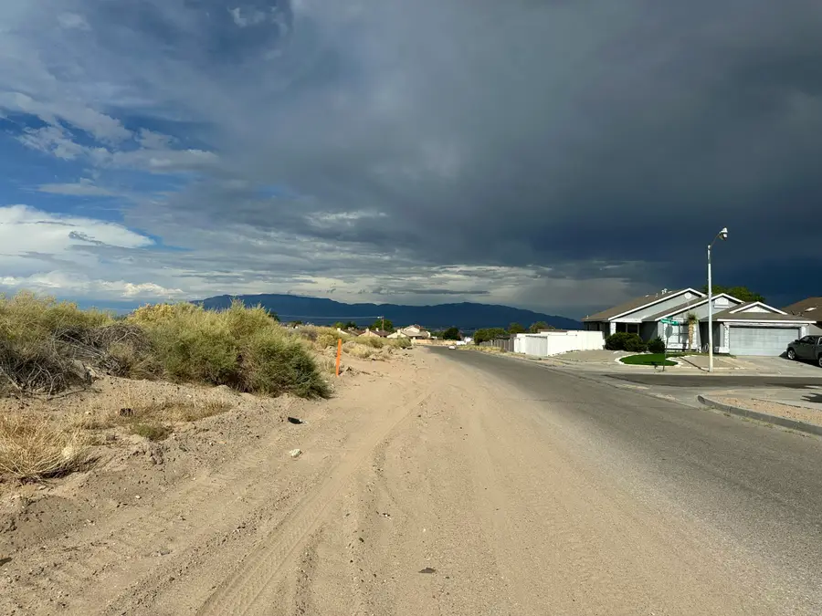 10350 Sunset Gardens Road Sw, Albuquerque, NM 87121 - Image #3