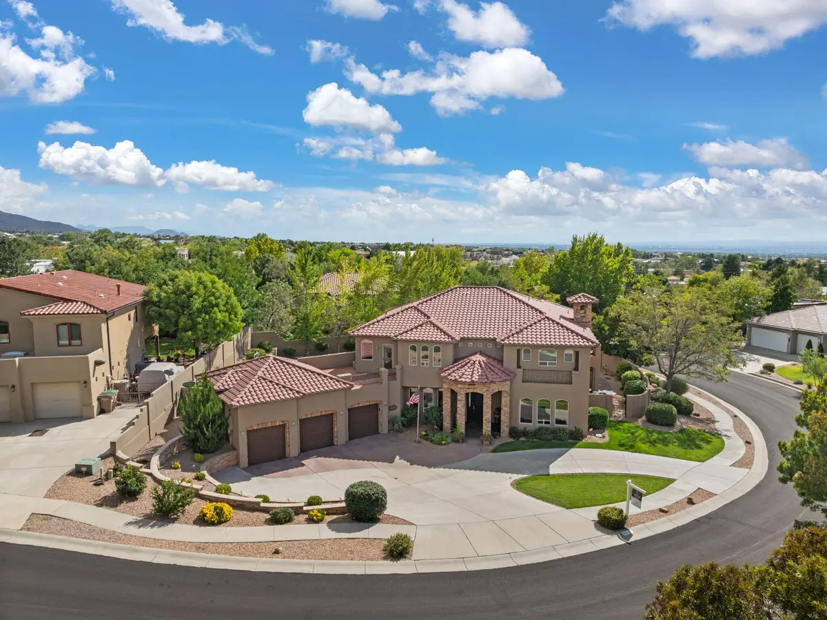 8614 Royal Glo Drive Ne, Albuquerque, NM 87122 - Image #1