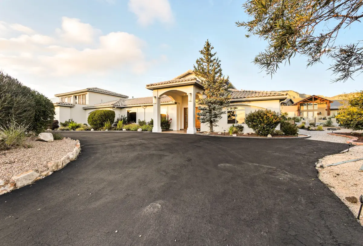 11907 San Rafael Avenue Ne, Albuquerque, NM 87122 - Image #1