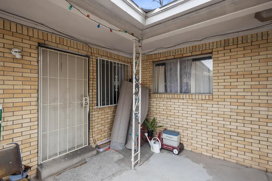 242 Tennessee Street Ne, Albuquerque, NM 87108 - Image #2