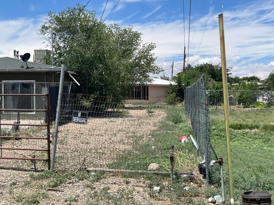 419 S 10th Street, Belen, NM 87002 - Image #3