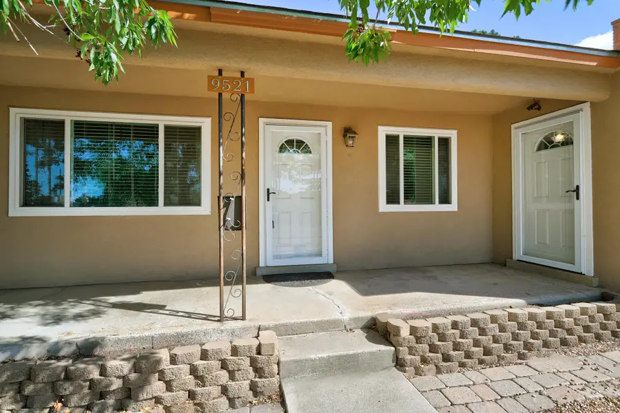 9521 Snow Heights Boulevard Ne, Albuquerque, NM 87112 - Image #2