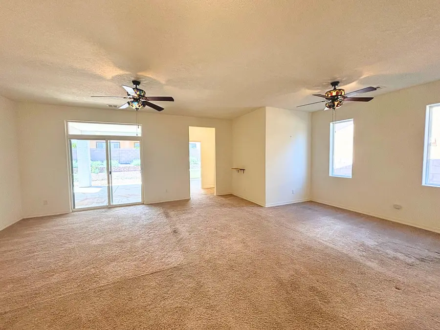 531 Rio Chama Circle Sw, Los Lunas, NM 87031 - Image #3