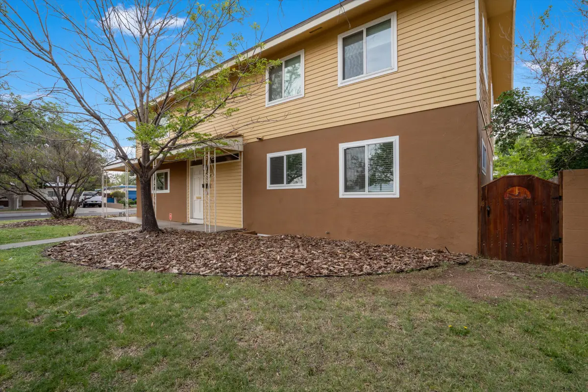 4244 Broadmoor Avenue Ne, Albuquerque, NM 87108 - Image #1