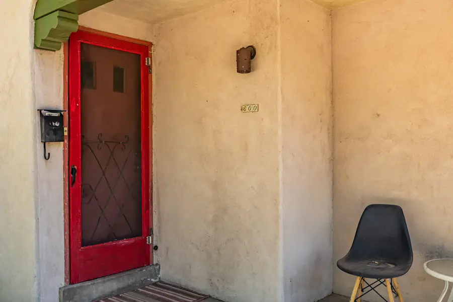 1023 Fruit Avenue Nw, Albuquerque, NM 87102 - Image #2