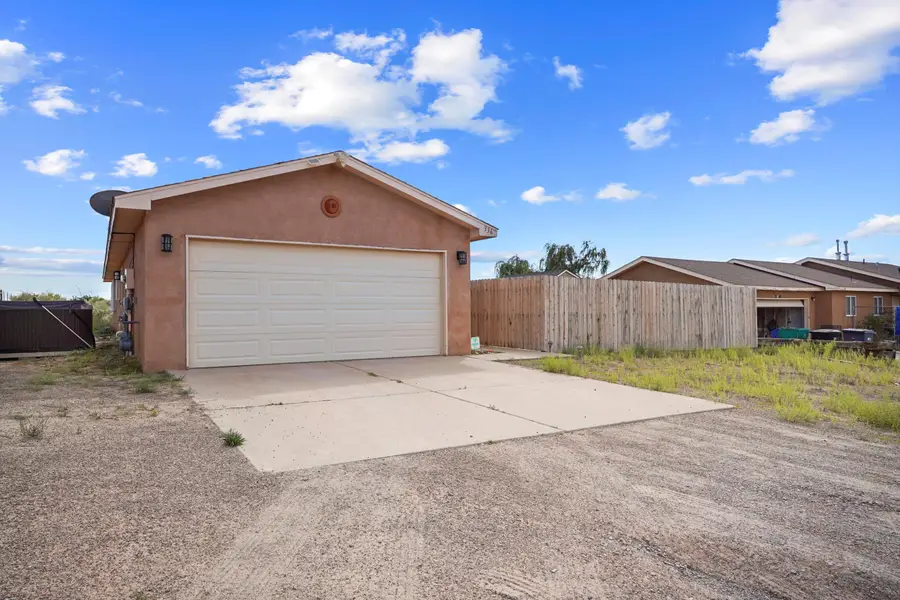 336 4th Avenue Sw, Rio Rancho, NM 87124 - Image #3