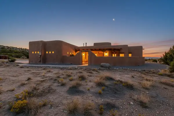 5 Cerrito Rojo Road, Placitas, NM 87043