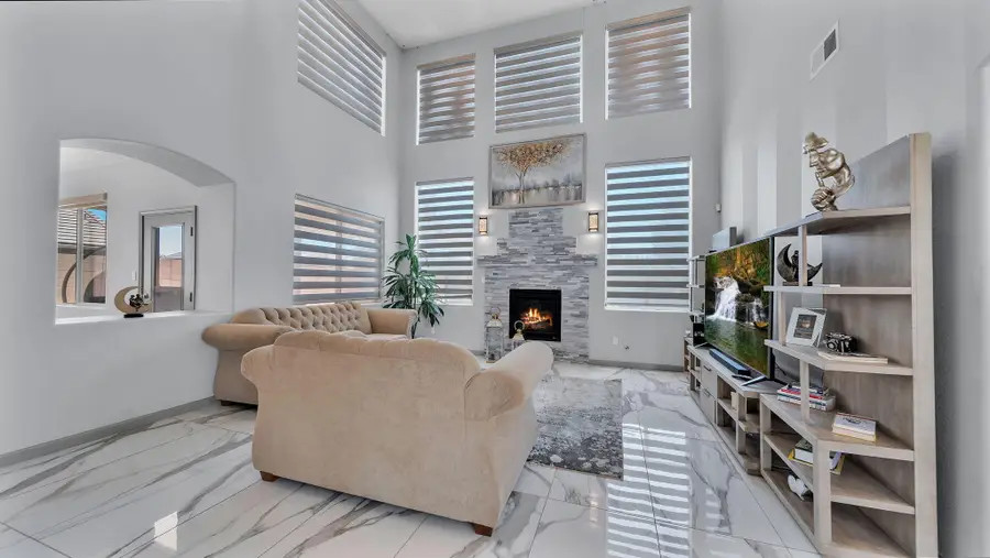 8612 Silk Tassel Road Nw, Albuquerque, NM 87120 - Image #3