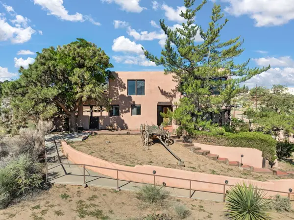 10601 Cielo Vista Del Norte, Corrales, NM 87048