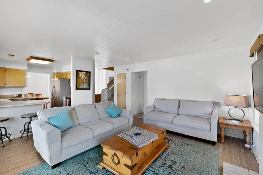 7809 Oakland Avenue Ne, Albuquerque, NM 87122 - Image #3