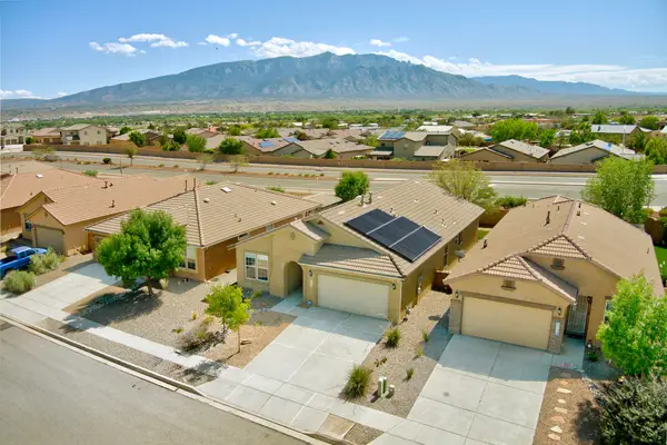 4229 North Pole Loop Ne, Rio Rancho, NM 87144