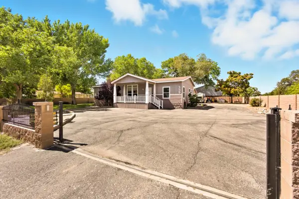 255 Golden Poppy Street, Bosque Farms, NM 87068