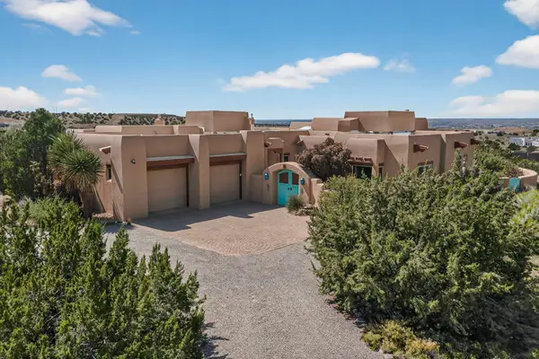 25 First Mesa Court, Placitas, NM 87043