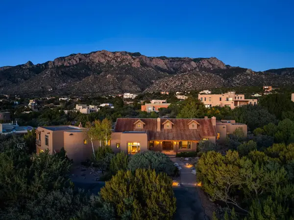 348 White Oaks Drive Ne, Albuquerque, NM 87122