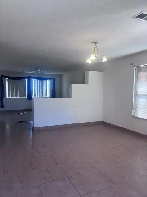 3920 Rancho Centro Nw, Albuquerque, NM 87120 - Image #2