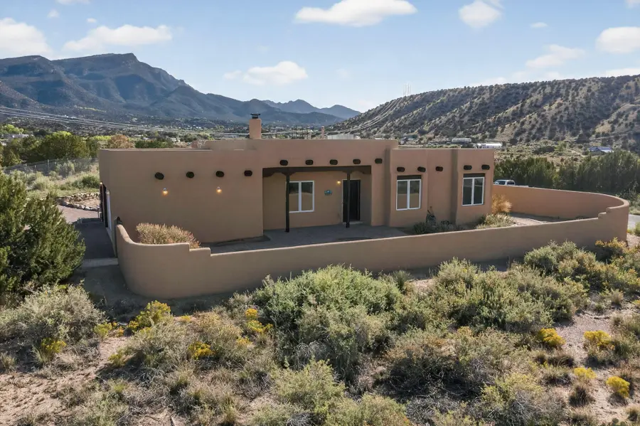 30 Camino De La Vina Vieja, Placitas, NM 87043 - Image #2