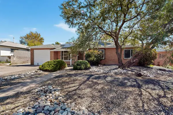2026 Vermont Street Ne, Albuquerque, NM 87110